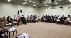 دیدار اعضاي ستادهای «کنگره شهدای امور تربیتی»، «کنگره شهدای دانشجو»، و «کنگره شهدای هنرمند» دیدار اعضاي ستادهای «کنگره شهدای امور تربیتی»، «کنگره شهدای دانشجو»، و «کنگره شهدای هنرمند»